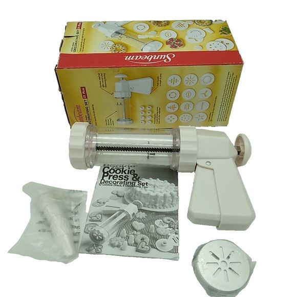 Sunbeam Cookie Press 21 Pcs Decorating Set 12 Cookie Discs New Open Box - Picture 1 of 9